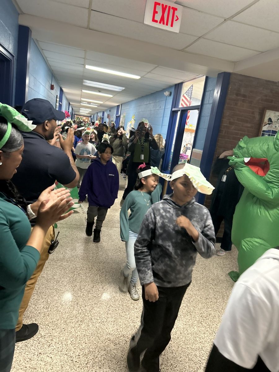 Vails Gate STEAM Academy Scholars Receive a Boost of Encouragement